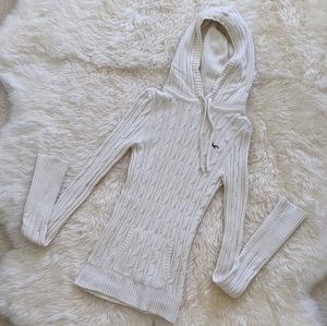 Cream Hollister knitted sweater/hoodie